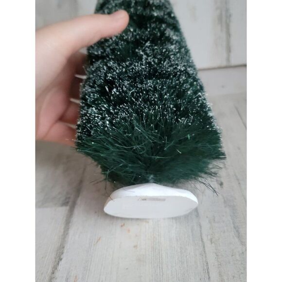 Dept 56 frosted pine tree Snow Village accessory Xmas - Picture 4 of 7